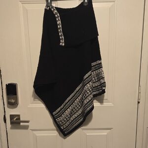 White House Black Market Asymmetrical Black and White Poncho